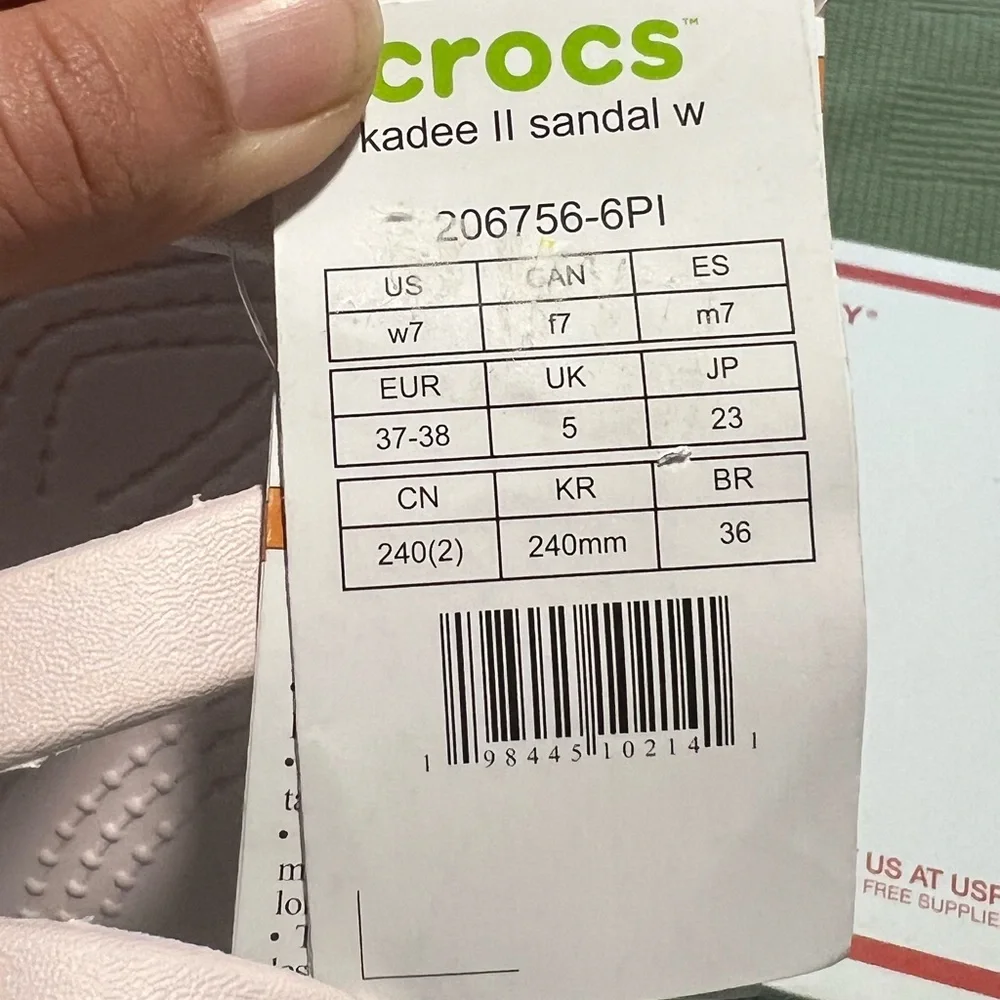 Crocs Kadee II Sandals  NWT Barely Pink  Size 7 - Picture 6 of 6